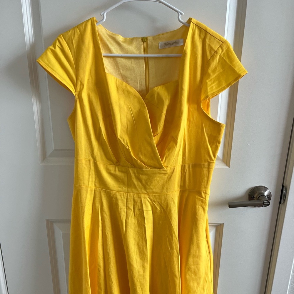 Elegant Yellow Cap Sleeve Dress